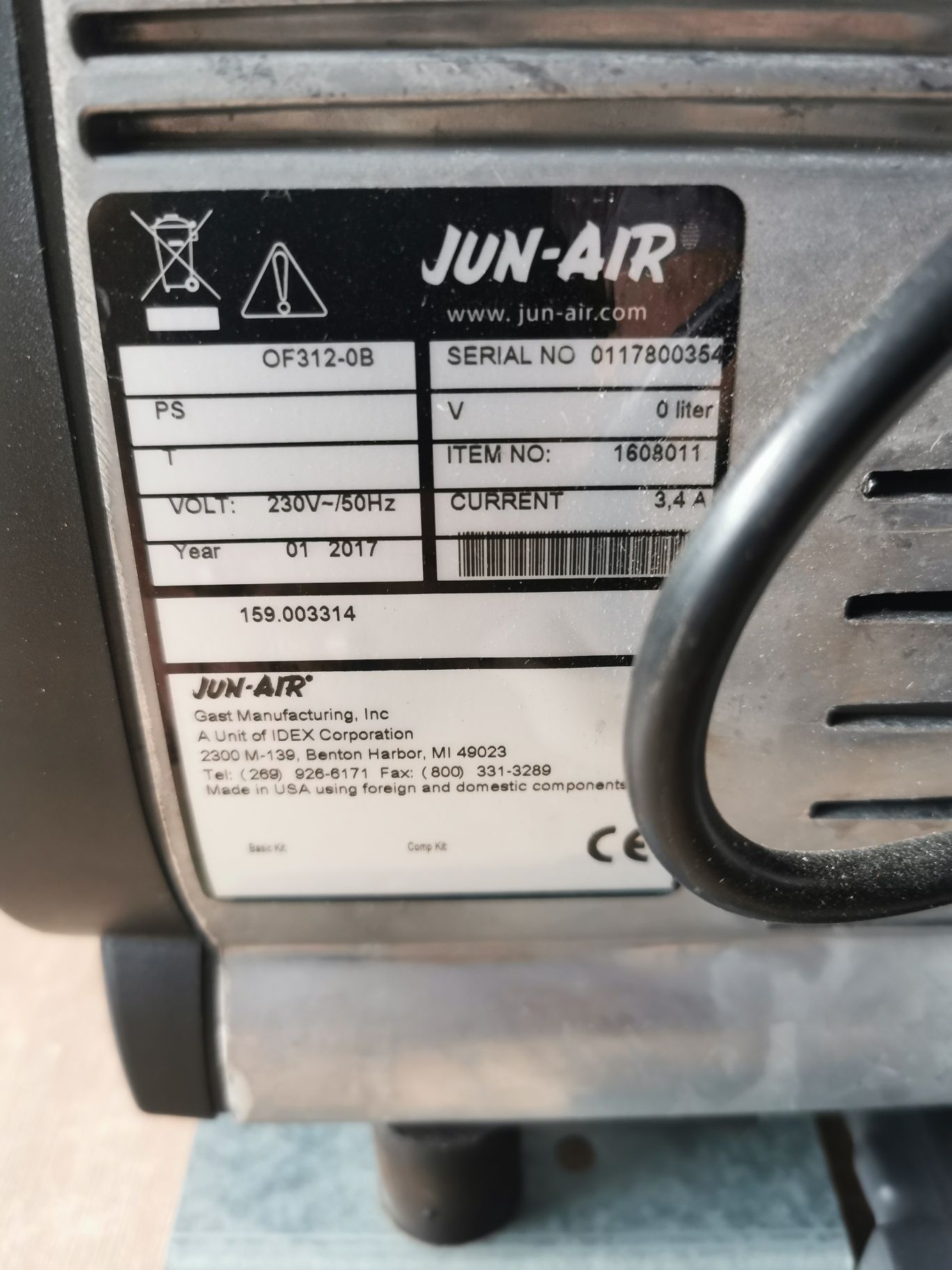 Compresor aer Jun-Air Ploiesti •