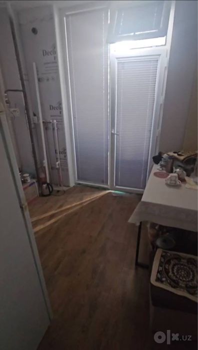 Yunusobod 16-kvartalda terrasa bilan 1 xonali kvartira sotiladi