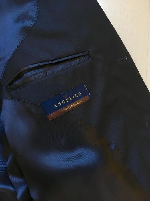 Costum din stofă de lână, made in Italy, măsura 56