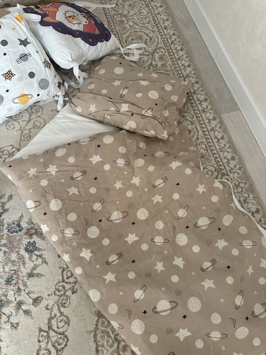 Продам бортики на кроватку