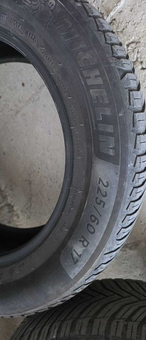 Гуми за кола Michelin Crossclimate 2