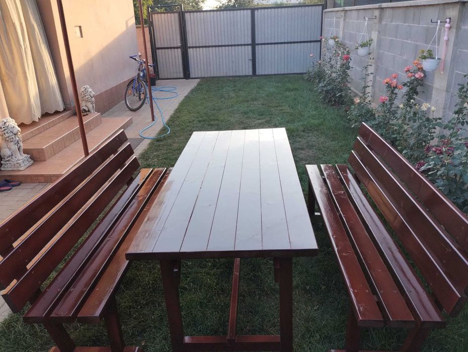 Set masă cu bănci pt grădină