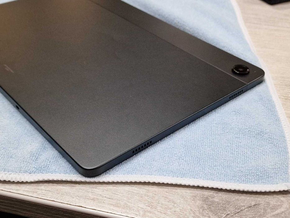 Samsung Galaxy Tab A9+ X216 64GB 5G + калъф