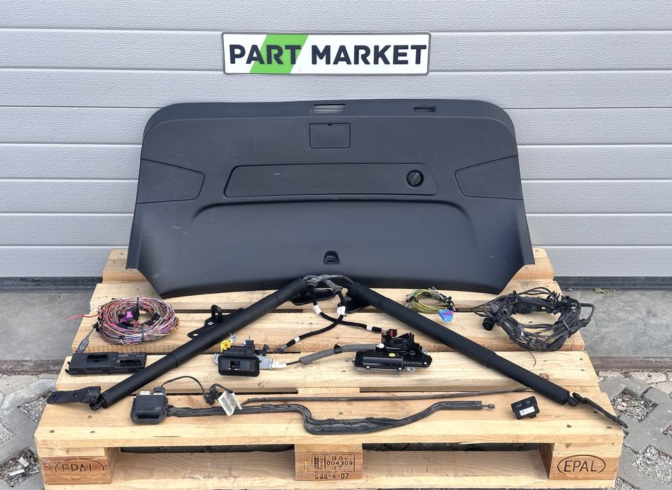 Автоматичен багажник AUDI A7 C8 комплект