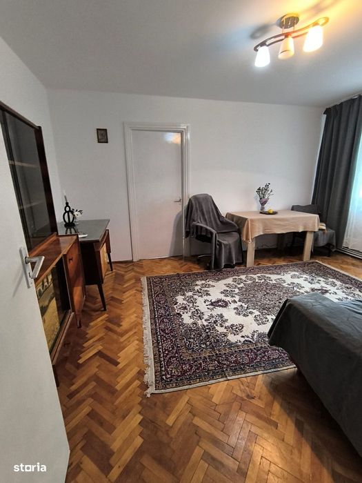 Apartament 2 camere – Cantemir | Centrală proprie | Acceptă studenți
