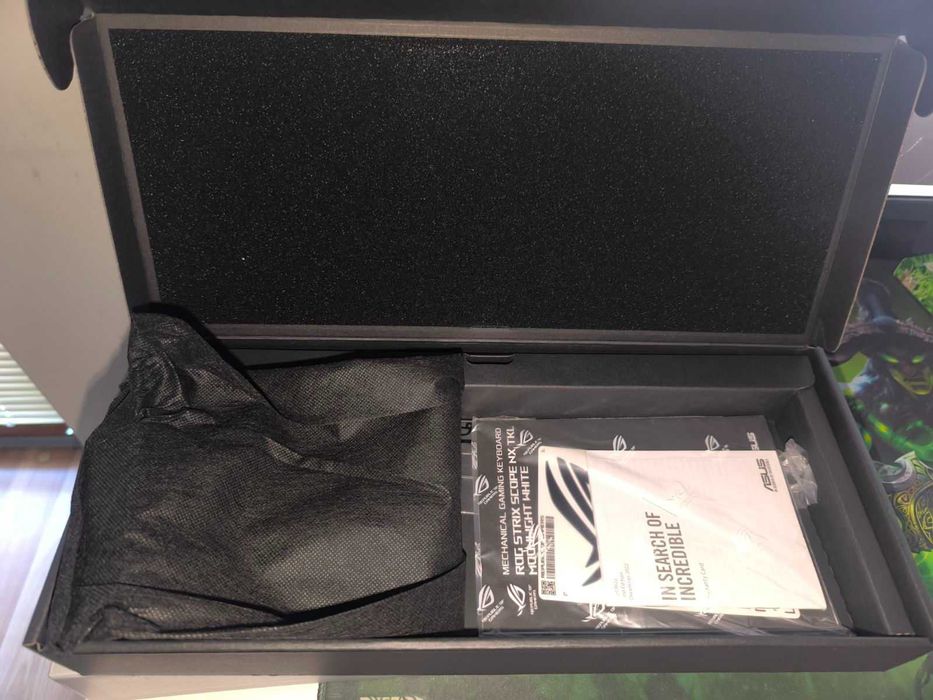 ASUS ROG Strix Scope NX TKL Moonlight White NX RED