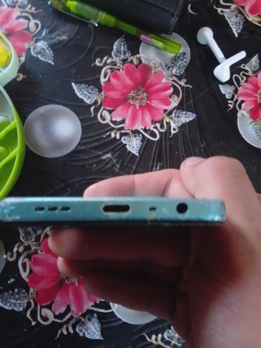 Telefon pentru piese