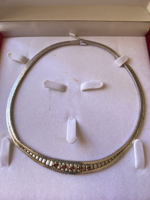 Колие злато и сребро