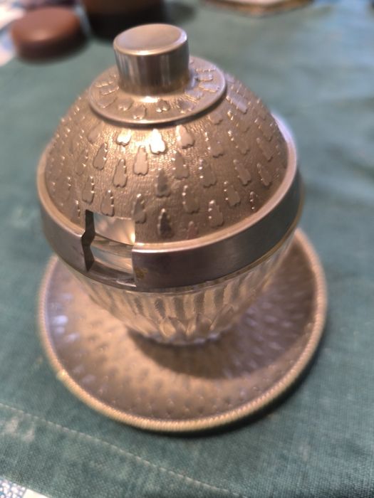 Продам антиквар горчишница он