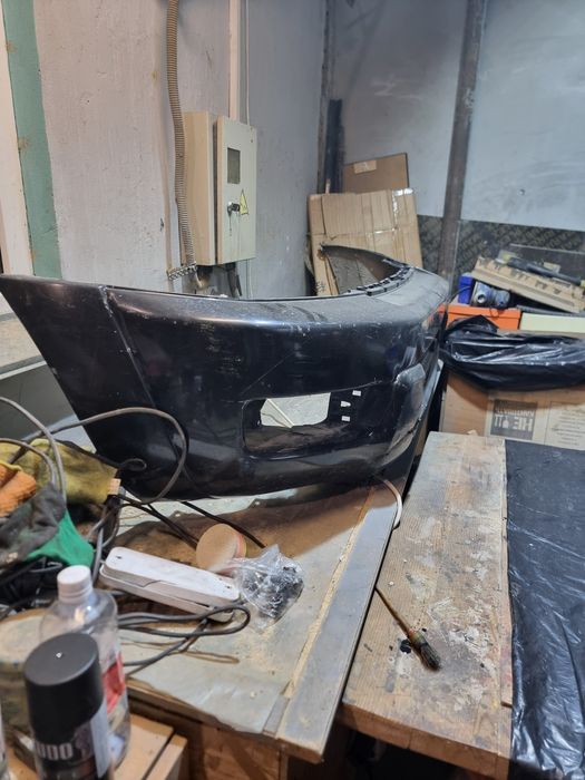 Бампер на Toyota 4 Runner 215