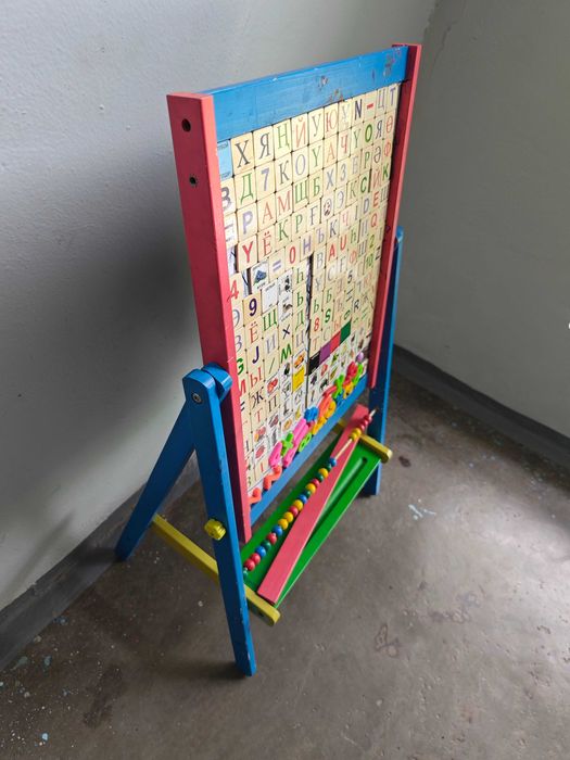 Доска для рисования с буквами станция метро Москва