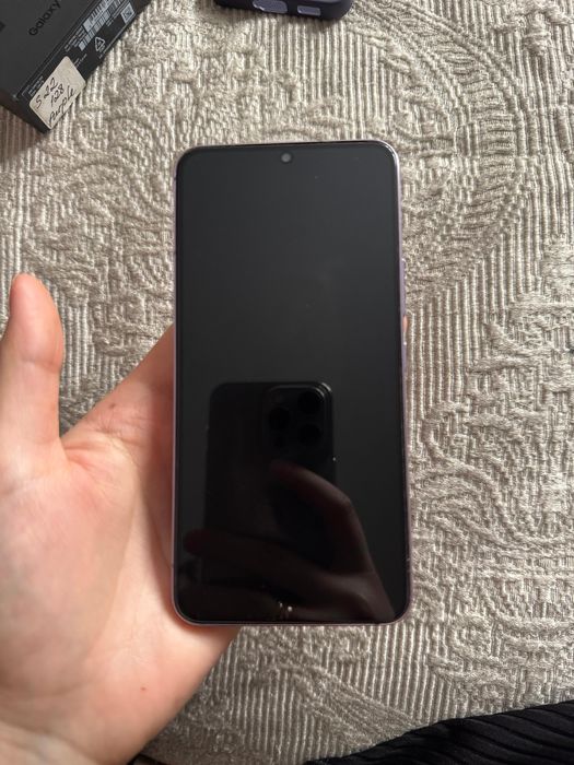 Продам телефон Samsung Galaxy S22