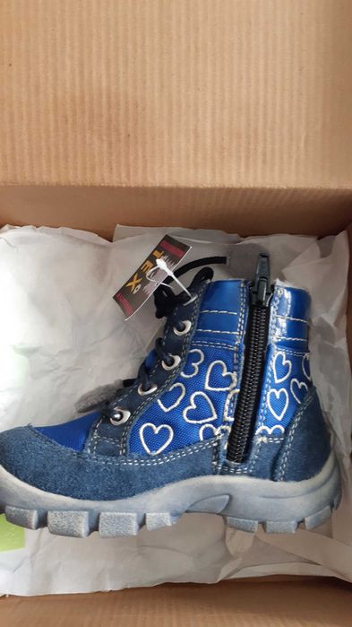 Нови ботушkи N25