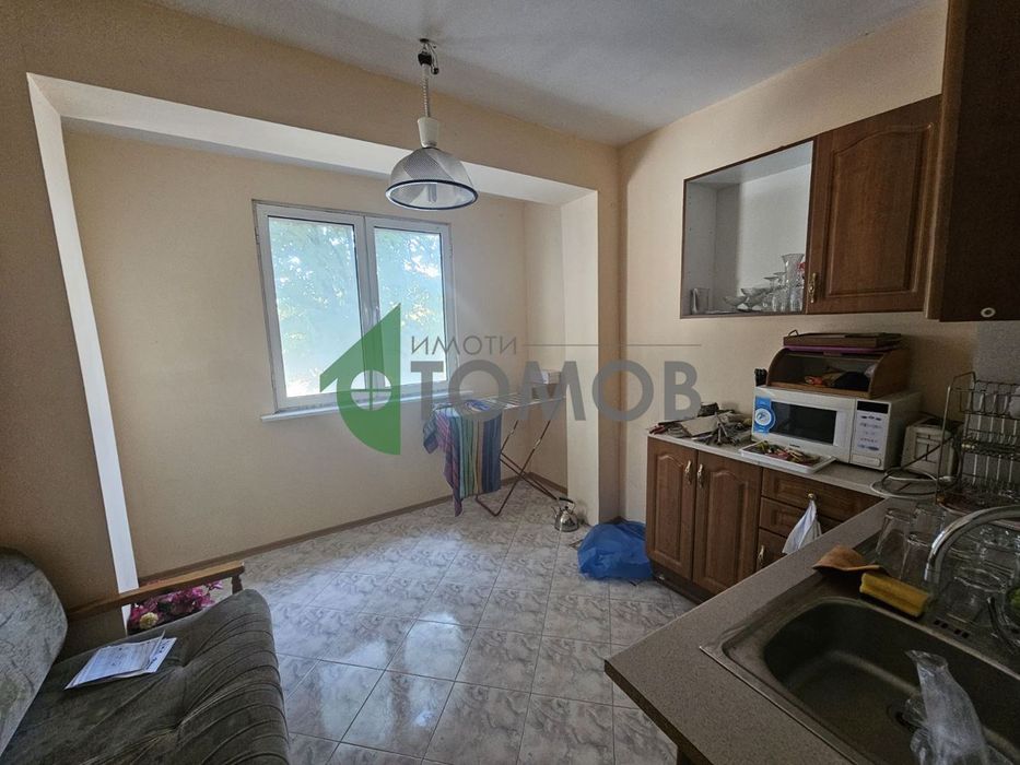 Дава се под наем Двустаен апартамент в Стара Загора, Опълченски - 60 кв.м за 204 € - Снимка #1