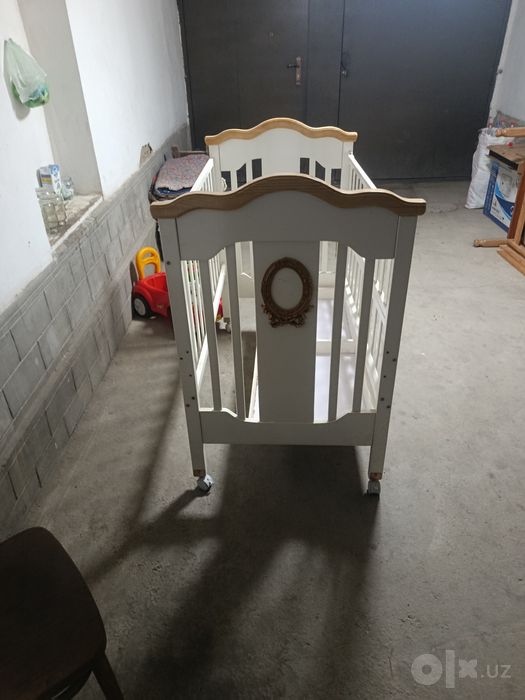 Detskiy kravat sotiladi