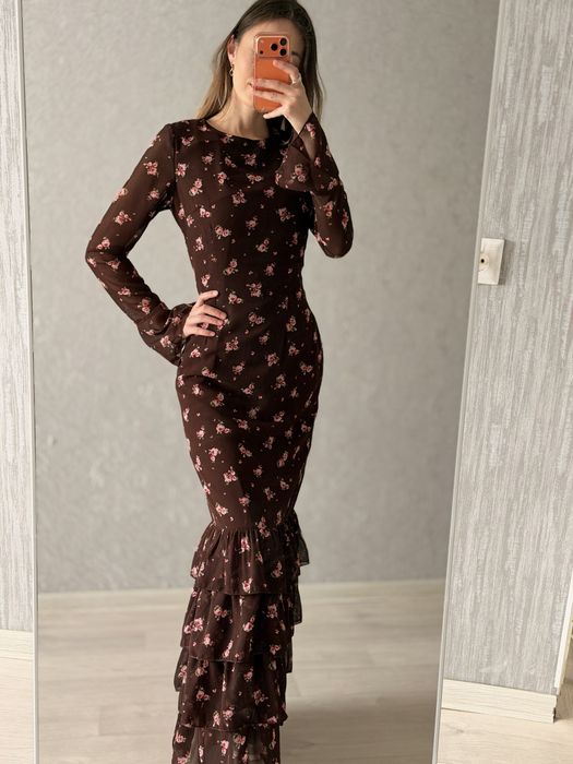 Женское вечернее платье