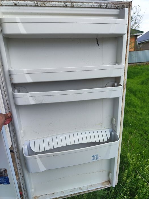 Холодильник продам на запчасти