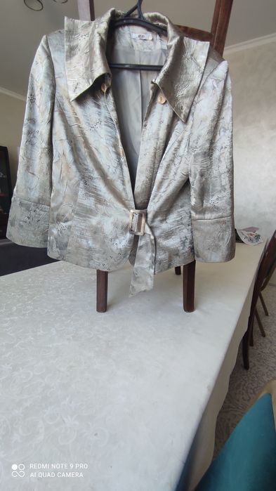 Пиджак очень красивый