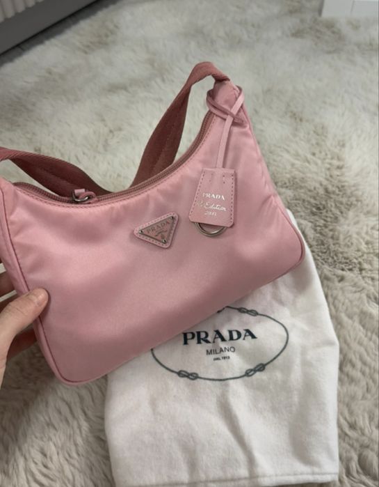 Geanta Prada Re-edition 2000