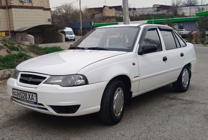 2016 yil 1.6 mator 1 qoʻl kraskasi toptoza