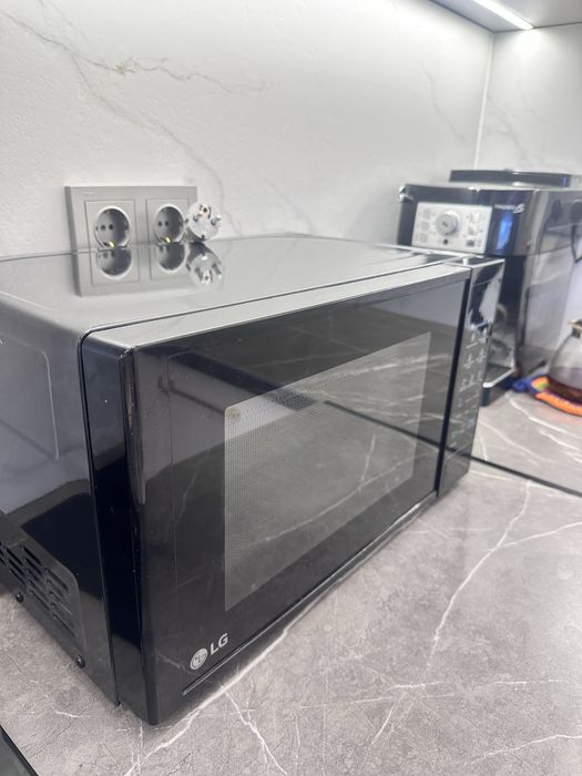 Микроволновка LG