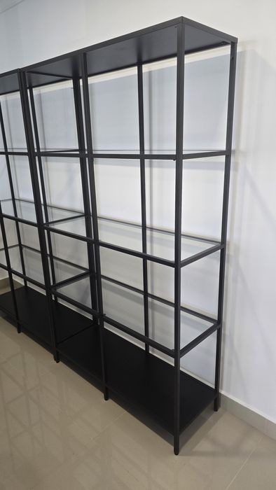 Rafturi metalice simple și duble pentru magazin