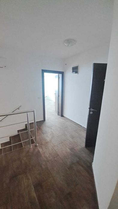 Дава се под наем Офис в Варна, Център - 132 кв.м за 1500 € - Снимка #12