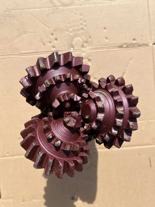Sape de foraj cu role 139 mm | PDC, sape cu lame