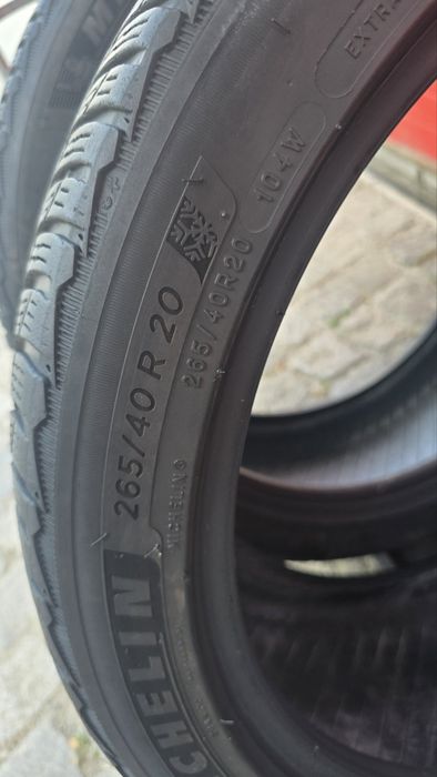 Зимни гуми 265 40 20 2бр и 295 35 20 2бр Michelin