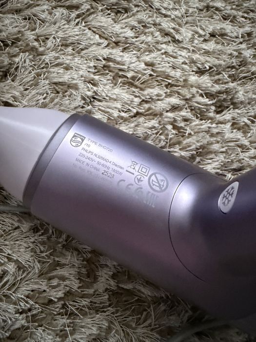 Uscator de par philips seria 7000