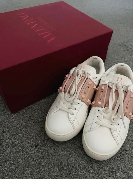 Valentino обувки