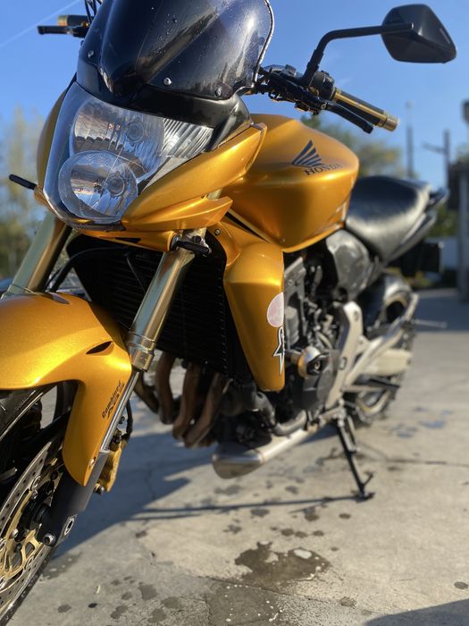 Honda hornet  600