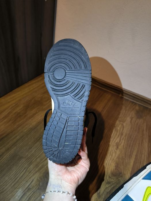 Adidași Nike Jordan 1