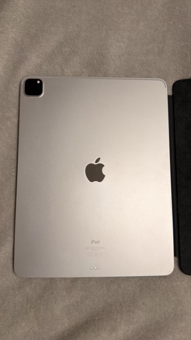 iPad pro 12.9 M1