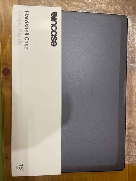 Hardshell Case за Macbook Pro 16'', цвят графит