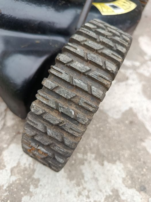 Самоходна косачка 5 к.с. марка Брикс.