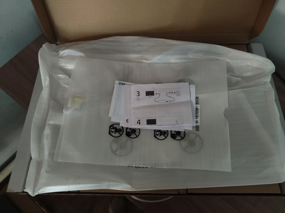 Монитор HP  m24fw