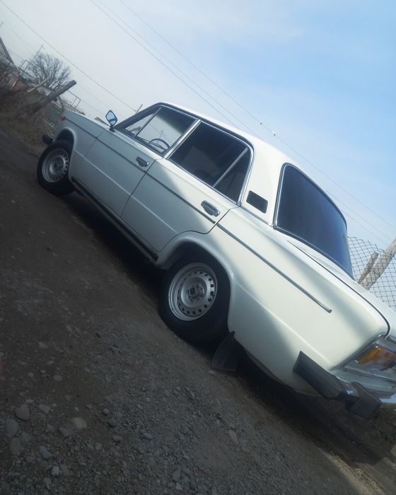 2106 jiguli sotiladi srochna