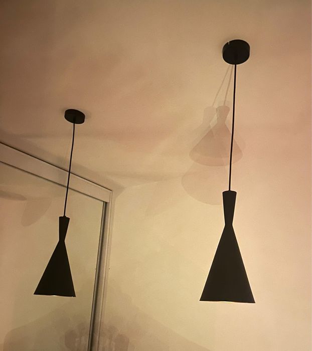 2 lampi metalice tip pendul cu becuri led