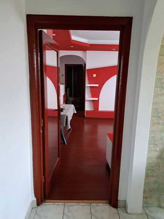 Vand apartament 2 camere ultracentral in zona Piata Victoriei Ploiești