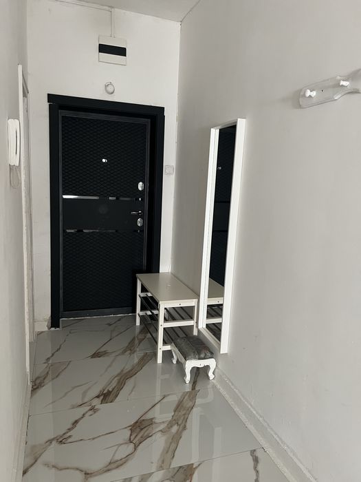 Дава се под наем Тристаен апартамент в Варна, Червен площад - 90 кв.м за 714 € - Снимка #5