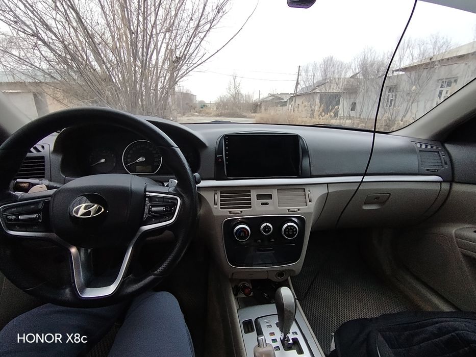 Hyundai sonata sotilad