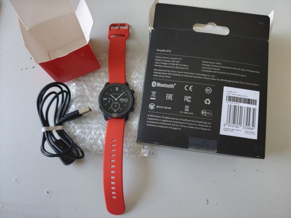 Смарт часовник Xiaomi Amazfit GTR 42mm