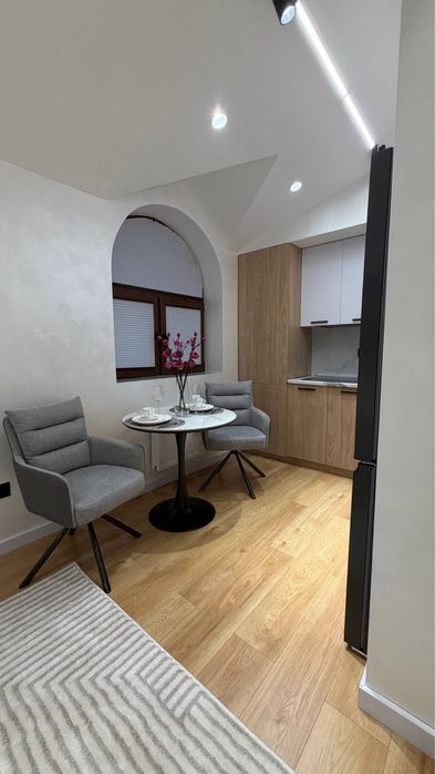 Срочно! 2х комн 40м² Poytaht Gavhari центр