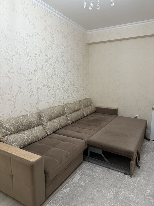 Диван б/у за 100тыс