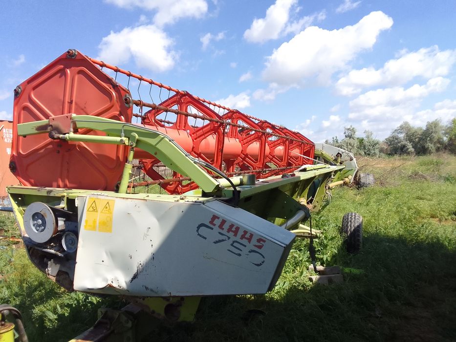 Продам Комбайн Class Mega 350