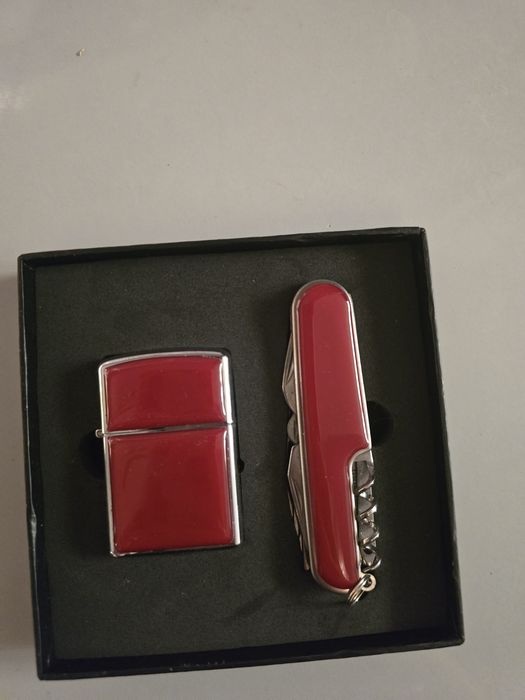 Set cadou nou,nefolosite