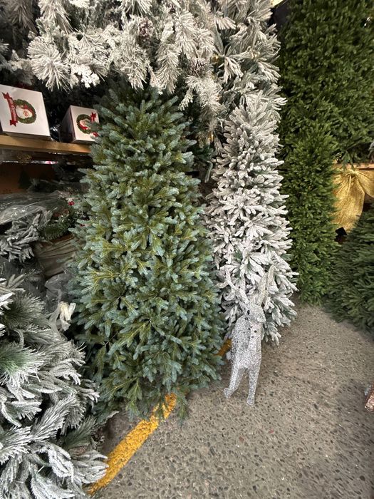 Продажа новогодней ёлки