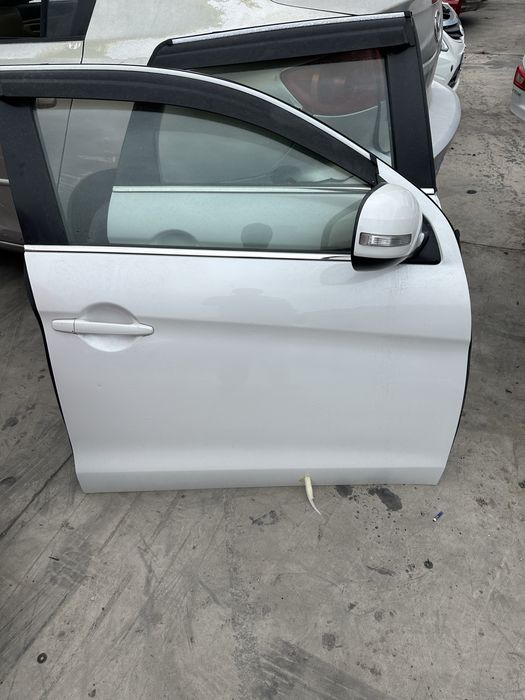 Дверы АSX Mitsubishi