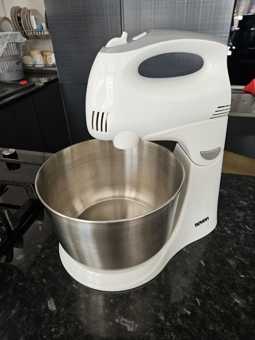 Миксер ручной seven 2000х г.в.